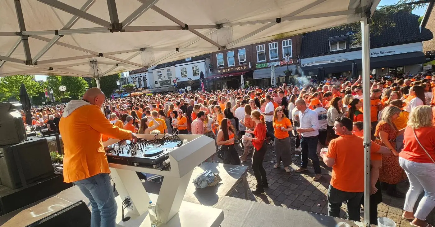 Koningsdag Lisse, ’t Vierkant